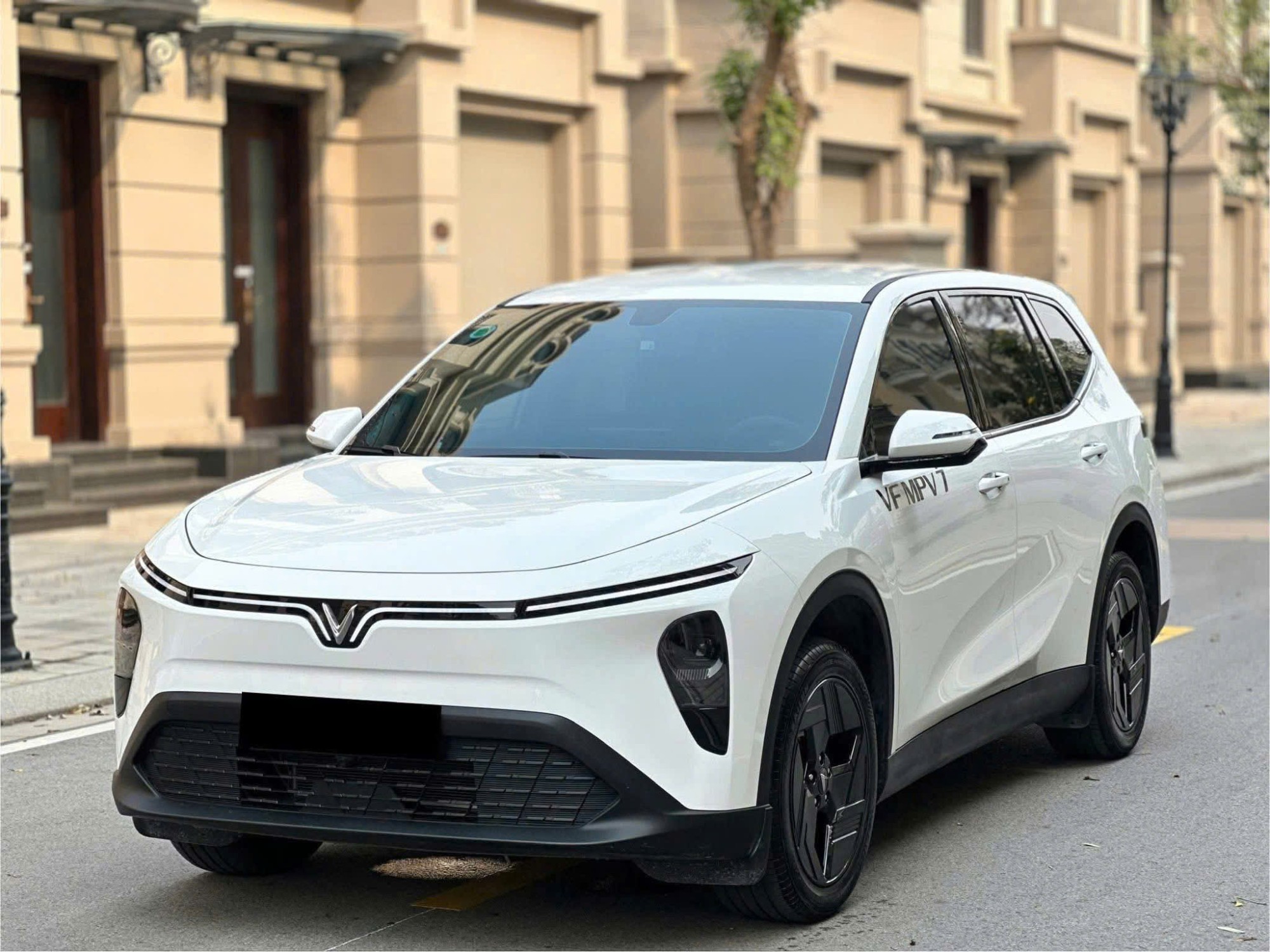VinFast MPV 7 Thu Hút Khách Hàng Với Nhiều Chương Trình Ưu Đãi Hấp Dẫn
