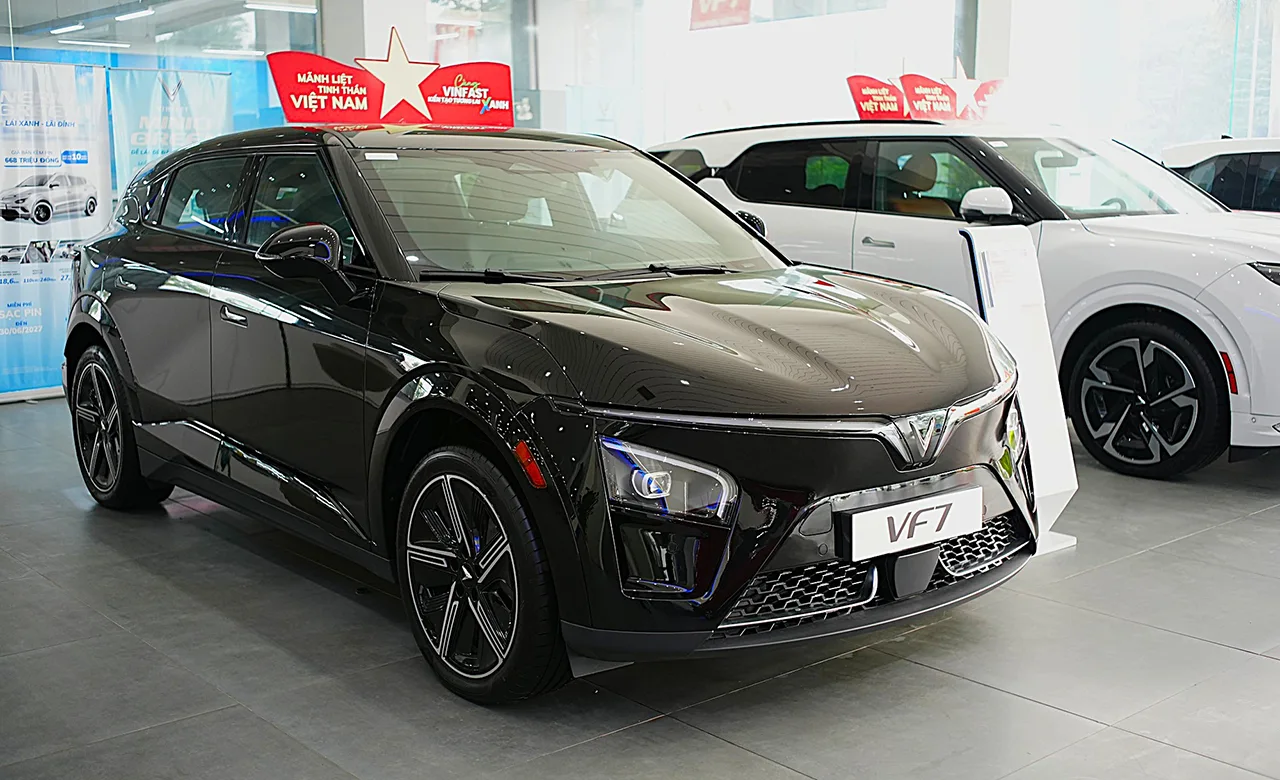 VinFast VF 7